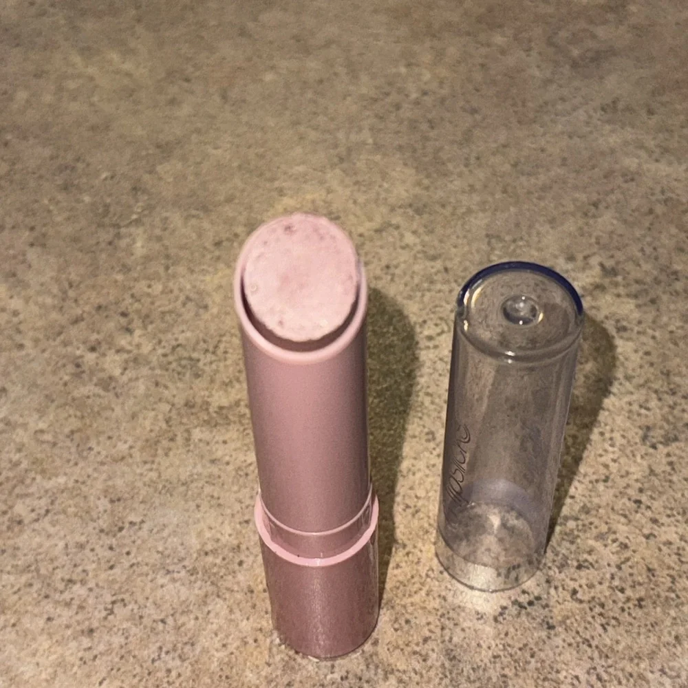 Covergirl lipslicks lip balms in demure discontinued no packaging‎